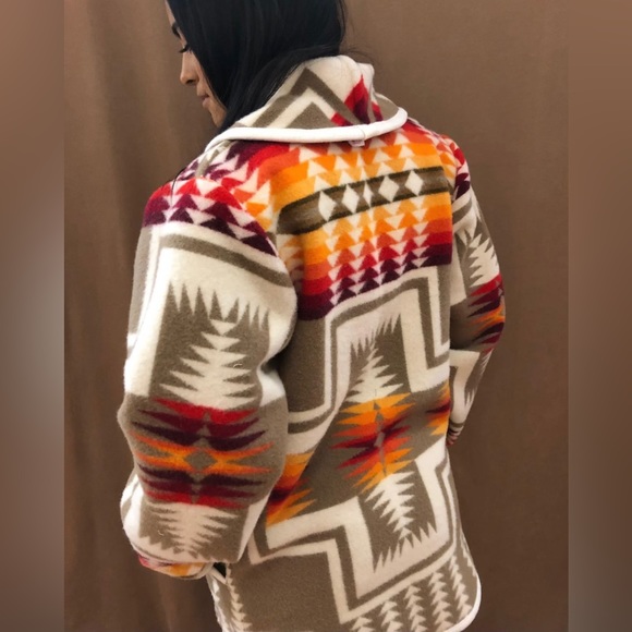 Pendleton Blanket Reversible Wool Coat - Native American Design - Picture 5 of 6